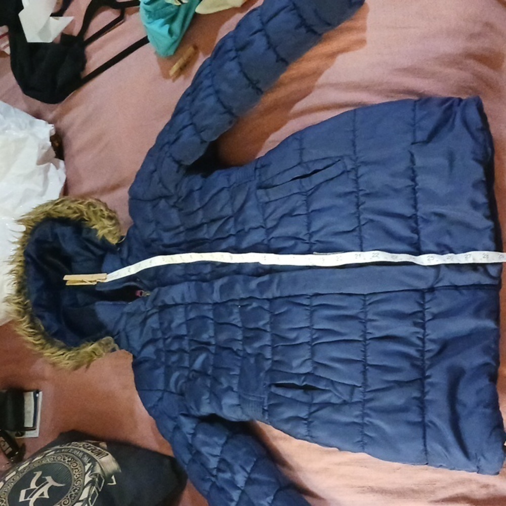 Weatherproof  puffy large blue jacket on rack - Picture 7 of 8